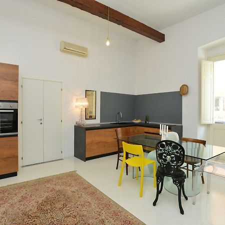 Izzhome Light كالياري المظهر الخارجي الصورة