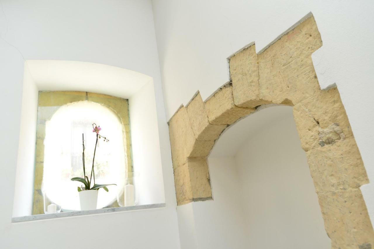 Izzhome Light كالياري المظهر الخارجي الصورة