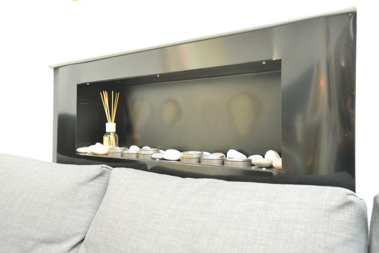 Izzhome Light كالياري المظهر الخارجي الصورة
