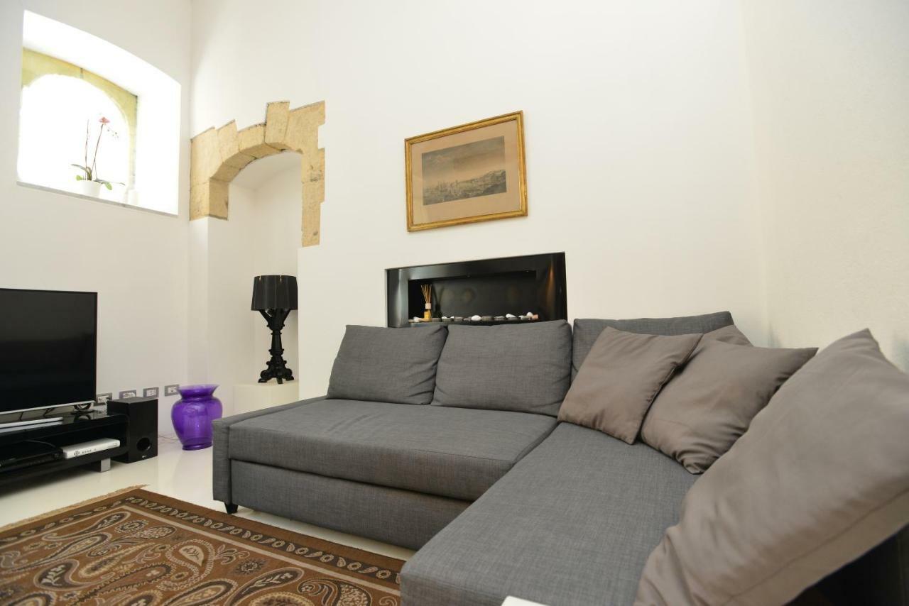 Izzhome Light كالياري المظهر الخارجي الصورة