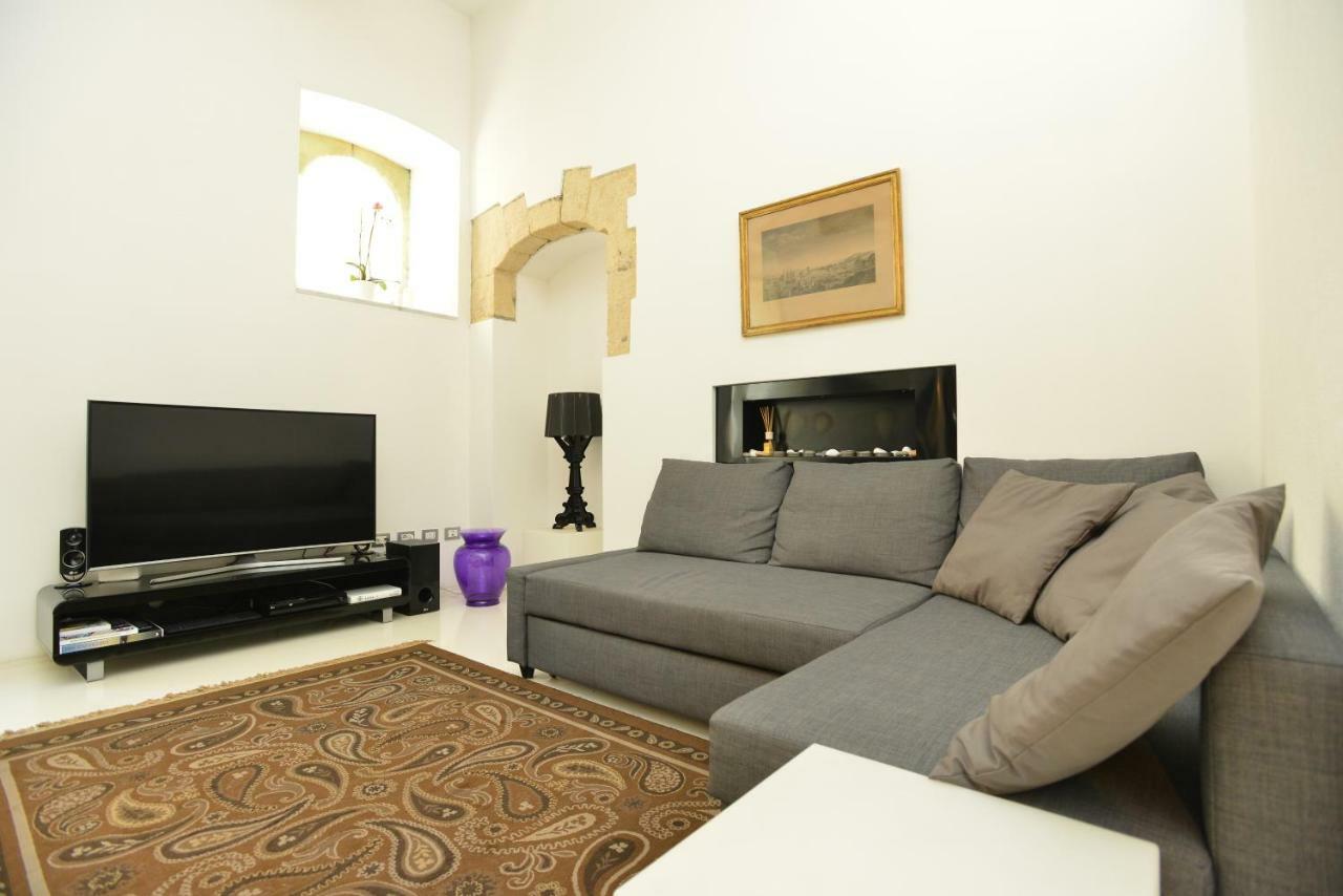 Izzhome Light كالياري المظهر الخارجي الصورة